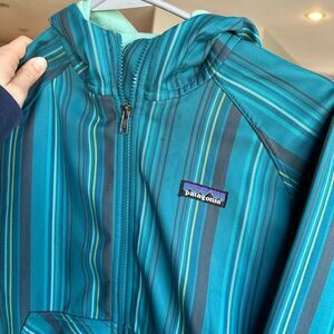 Patagonia striped light weight jacket. Small